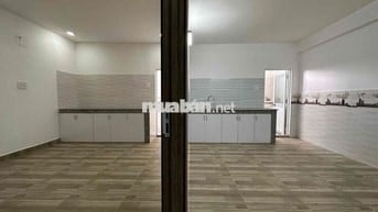 PHÒNG GIÁ RẺ RỘNG THOÁNG DẠNG 1PN - 2PN mặt tiền BẾN LỘI - BÌNH TÂN