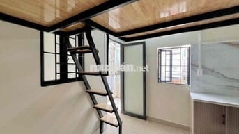 🔥PHÒNG GÁC BAN CÔNG GIÁ RẺ SẴN MÁY LẠNH NẰM NGAY TRUNG TÂM PHÚ NHUẬN