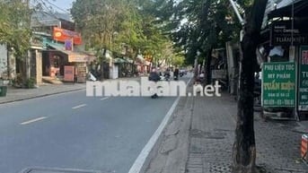 Nhà Cấp 4 mặt tiền đường Nguyễn Văn Tạo