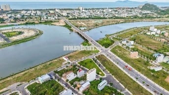 Bán 2 lô đất siêu hiếm đối diện Sunneva island - Nam Hòa Xuân, Đà Nẵng