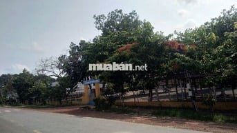 Đất 2 mặt tiền sổ hồng 6470m² gần trường Lộc Ninh.