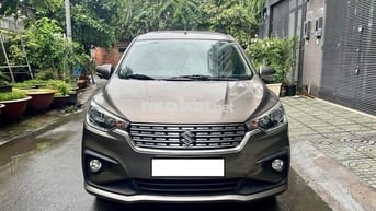 Cần bán Suzuki Ertiga Sport 2021 màu xám.