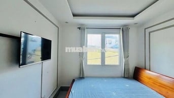 Phòng tiện nghi cửa sổ thoáng mát giá siêu rẻ tại Phạm Văn Chiêu