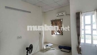 - Phòng trong nhà nguyên căn 30 m2 đường số 11, phường Linh Chiểu