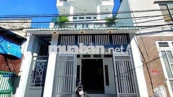 bán nhà shr dt 5x20 đúc 2 lầu + sân thượng sổ cn 93m san 270m Q12