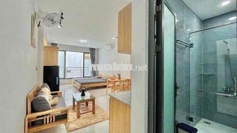 Cho thuê Phòng Studio 38m2 Ban Công cực thoáng , thang máy