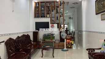 Nhà 3 tầng ngô chí quốc gần chợ đầu mối thủ đức