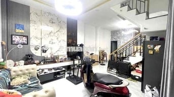 🔥 NHÀ NGANG 6M  HOÀNG HOA THÁM 4 TẦNG BTCT – HIẾM CÓ