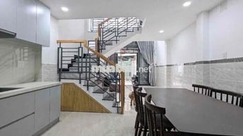 Emart, Nhà mới xây ở ngay, 4 tầng full nội thất, HXH Nguyễn Tư Giản