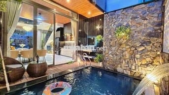 NHÀ MỚI CAO CẤP CÓ HỒ BƠI, GẦN BIỂN KHU VỰC YÊN TĨNH THUẬN TIỆN ĐI LẠI