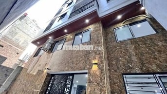 Bán nhà Linh Quang nhà đẹp 5 tầng mới ở ngay, gần hồ, sổ đỏ vuông vắn