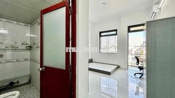 BAN CÔNG FULL NỘI THẤT THOÁNG NGAY AEON MALL