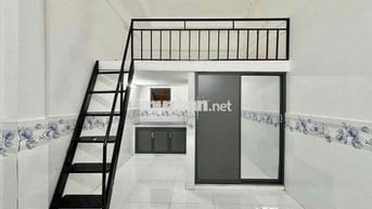 PHÒNG TRỌ GIÁ RẺ GÁC CAO SẴN MÁY LẠNH Ở HƯƠNG LỘ 2 - NGÃ TƯ BỐN XÃ