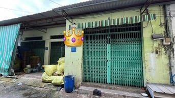 Kho, xưởng sát chợ Tân Hương, gần Aeon Tân Phú