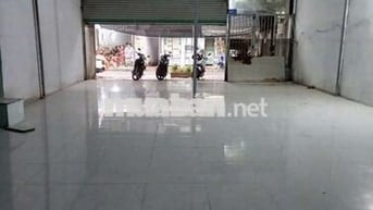 Xưởng cho thuê bà điểm hóc môn DT 200m giá 10tr