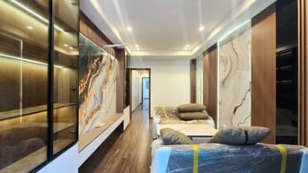 Bán nhà mới phân lô ô tô Ngọc Hồi 50m, 5 tầng 9 tỷ