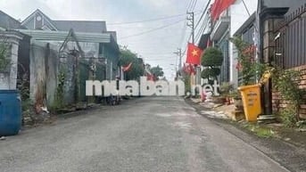 Bán đất tặng dãy trọ,hơn 10tr/th,gần ngã tư Thủ Đức 138m2,chỉ 6,5 tỷ