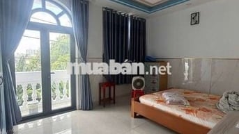 NHÀ ĐẸP HIỆP THÀNH 13 CŨ, DT 81.7 ,2 NGỦ GIÁ 4.4TỶ