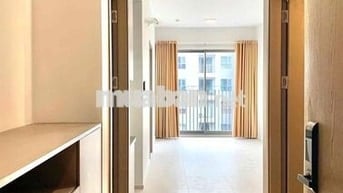 Nhà có 2 Căn cần bán; View Hồ bơi và View TP. LH Xem nhà thực tế.