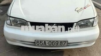 Toyota Corolla 2000 XL 1.3 MT