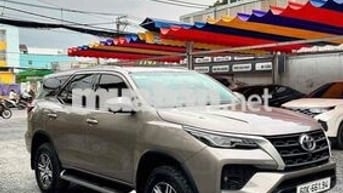 toyota fortuner 2022 sàn