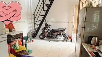 Nhà Lê Đình Cẩn.  1,9 Tỷ SHR. 4,5x4. Trệt Lầu. Hẻm 4M. 