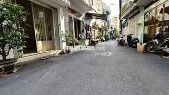 Hẻm xe hơi. Trần Qua diệu. F14. Q3. DT: 4,8x15m. KC4 Tầng giá 10,8 tỷ