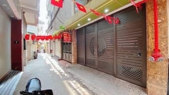 Bán nhà Hoàng Mai - Hoàng Văn Thụ 68m, 7 tầng. Giá: 18.5 tỷ