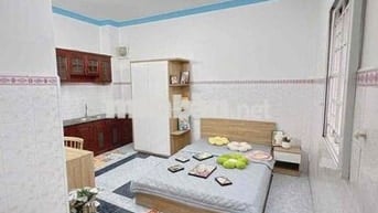 Studio cửa sổ lớn full nội thất siêu mới sạch sẽ sát bên quận 5