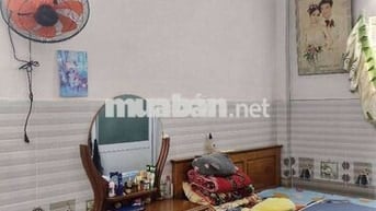 Gấp gấp nhà đường bà triệu nối dài, thị trấn hóc môn