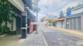 Bán BT MT ngay TT Thủ Đức thích hợp làm VP, cho thuê Căn hộ DV,