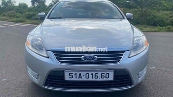 Ford Mondeo 2010 - 82000 km xe gia đình sử dụng