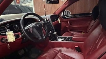 Bentley Continental flying spur ,sản xuất năm 2010 bản Speed sedan 