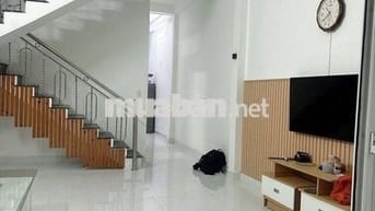 Nhà mới gần chợ , trường học full nội thất