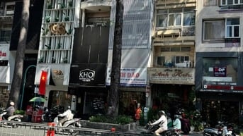 Bán gấp nhà Góc 2 MT đường 3 tháng 2 Q10 DT 4,5 x 32m 135m2 giá 35 tỷ