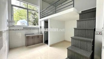 PHÒNG TRỌ TRỆT - GÁC CAO 2M - THOÁNG MÁT - CỬA SỔ TRỜI - SÁT AEON TP