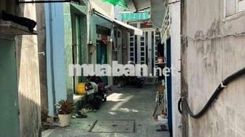 Nhà bán gấp giảm giá sập sàn , trung tâm Q6 , 25m2 , lô góc .