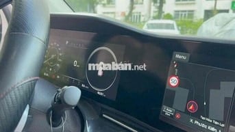 Kia Carnival 2022 2.2D Signature 7 chỗ - xe nhà