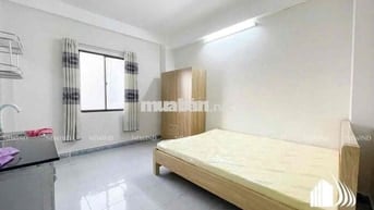 Chính chủ cho thuê phòng cửa sổ trời rộng trung tâm Q7 miễn môi giới