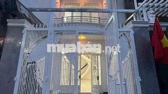 HXH GÒ DẦU 4x18 1 LẦU 2PN SẴN MÁY LẠNH NHÀ ĐẸP GIÁ TỐT