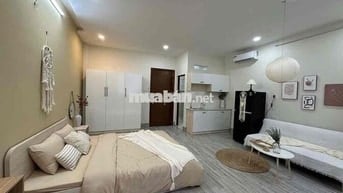 CĂN HỘ CAO CẤP BAN CÔNG GẦN SVĐ QUÂN KHU 7