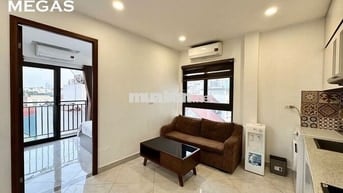 CHO THUÊ CĂN HỘ 1N1K FULL NỘI THẤT BAN CÔNG RỘNG NHIỀU CỬA SỔ