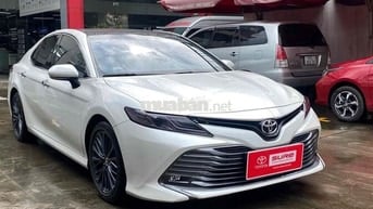Camry 2.5Q 2021 HT Vay 70% - Giá Còn Giảm