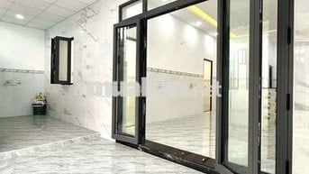 Bán nhà sạch đẹp ở ngay,DT: 7,50 x 11 (79,2m2 full thổ) Giáp Quận 12