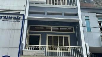 Cho thuê nhà Mặt Tiền Lê Đại Hành q11, LH:0339507189