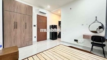 STUDIO FULL NỘI THẤT CÓ CỬA SỔ TRỜI ĐI BỘ QUA AEON TÂN PHÚ