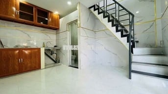 Bán nhà 2 tầng nhỏ xinh đ 48 HBC 1,1ty còn bớt