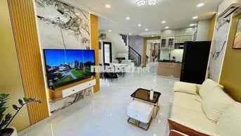 CHO THUÊ NHÀ ĐẸP ĐƯỜNG DUY TÂN , PHÚ NHUẬN , 1 TRỆT , 1 LẦU , FULL NT