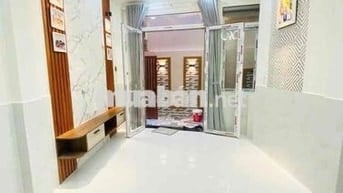 BÌNH ĐÔNG Q8 - NHÀ MỚI - SHR - MẶT TIỀN RỘNG,NGAY TRƯỜNG THCS LÊ LAI