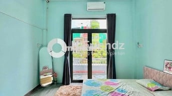 Cho thuê căn 2PN mới 100% có bancol ở 3-4 người Đinh Tiên Hoàng Q1